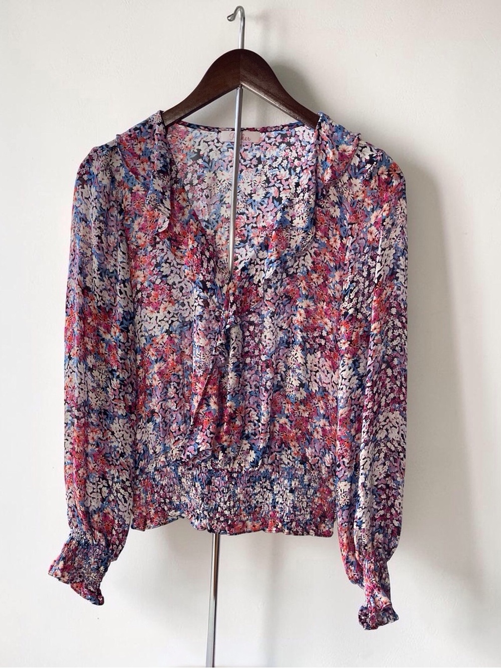 Parker Silk Floral Smocked Blouse Ruffle V-Neck M